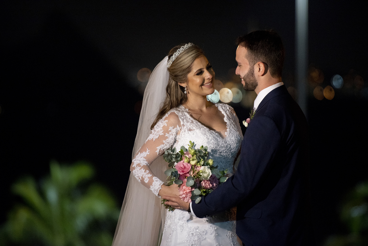 Nossa Casa Estúdio - Fotografia de casamento em Niterói rj rio de janeiro noiva noivo vestido da noiva terno do noivo 