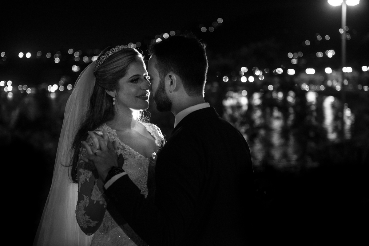 Nossa Casa Estúdio - Fotografia de casamento em Niterói rj rio de janeiro noiva noivo vestido da noiva terno do noivo 