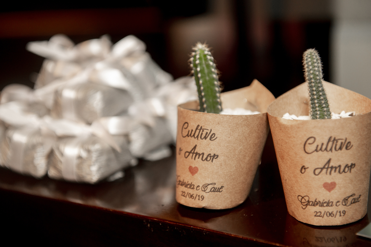 Nossa Casa Estúdio - Fotografia de casamento em Niterói rj rio de janeiro noiva noivo vestido da noiva terno do noivo 