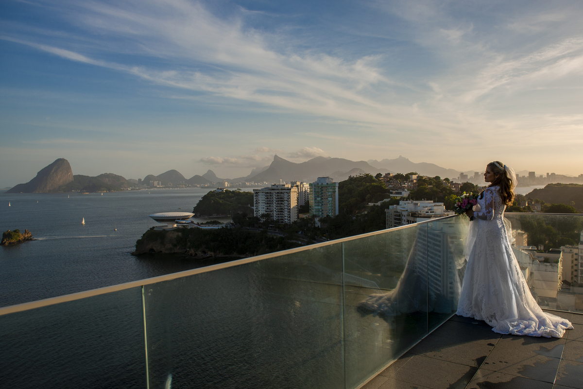 Nossa Casa Estúdio - Fotografia de casamento em Niterói rj rio de janeiro noiva noivo vestido da noiva terno do noivo 