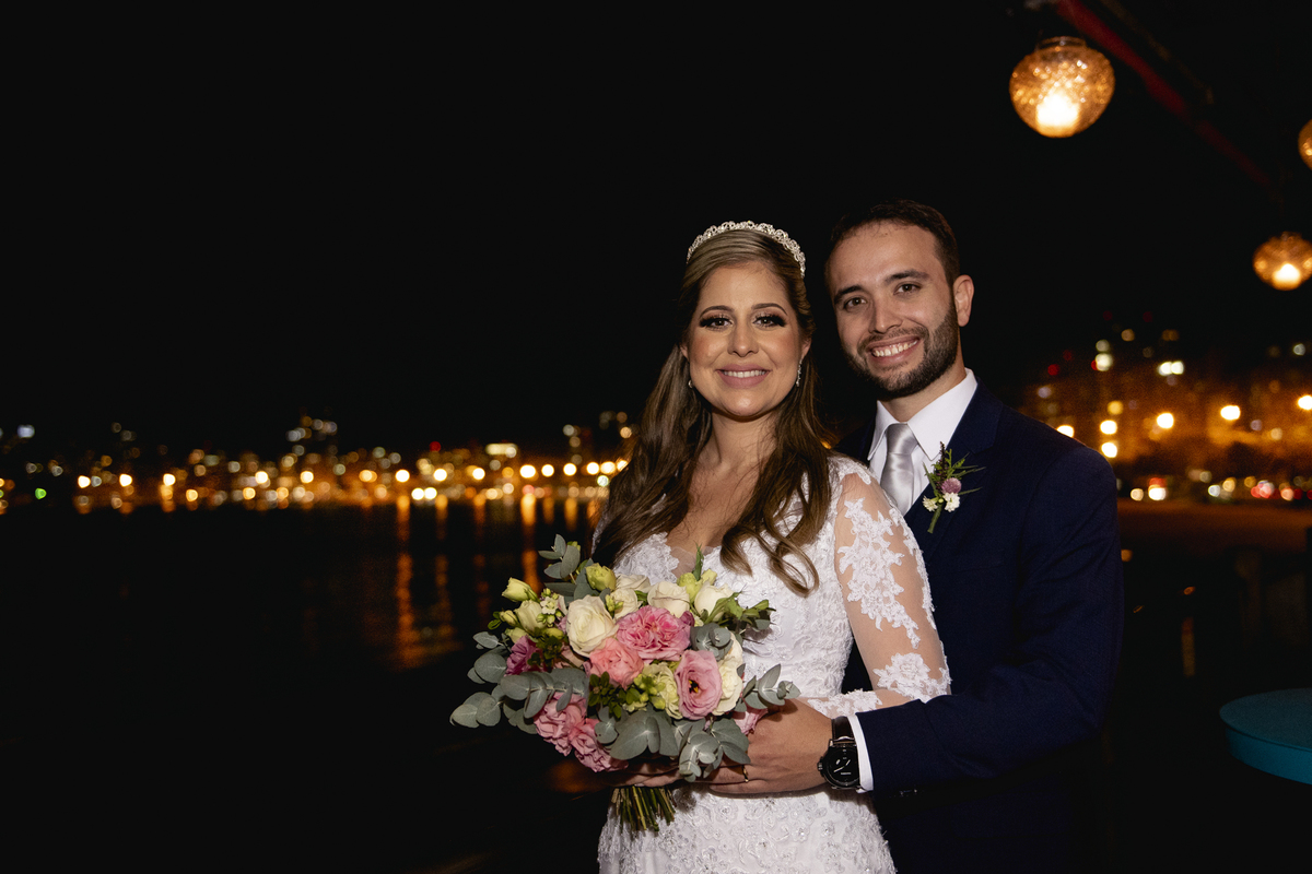 Nossa Casa Estúdio - Fotografia de casamento em Niterói rj rio de janeiro noiva noivo vestido da noiva terno do noivo 
