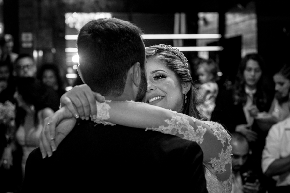 Nossa Casa Estúdio - Fotografia de casamento em Niterói rj rio de janeiro noiva noivo vestido da noiva terno do noivo 