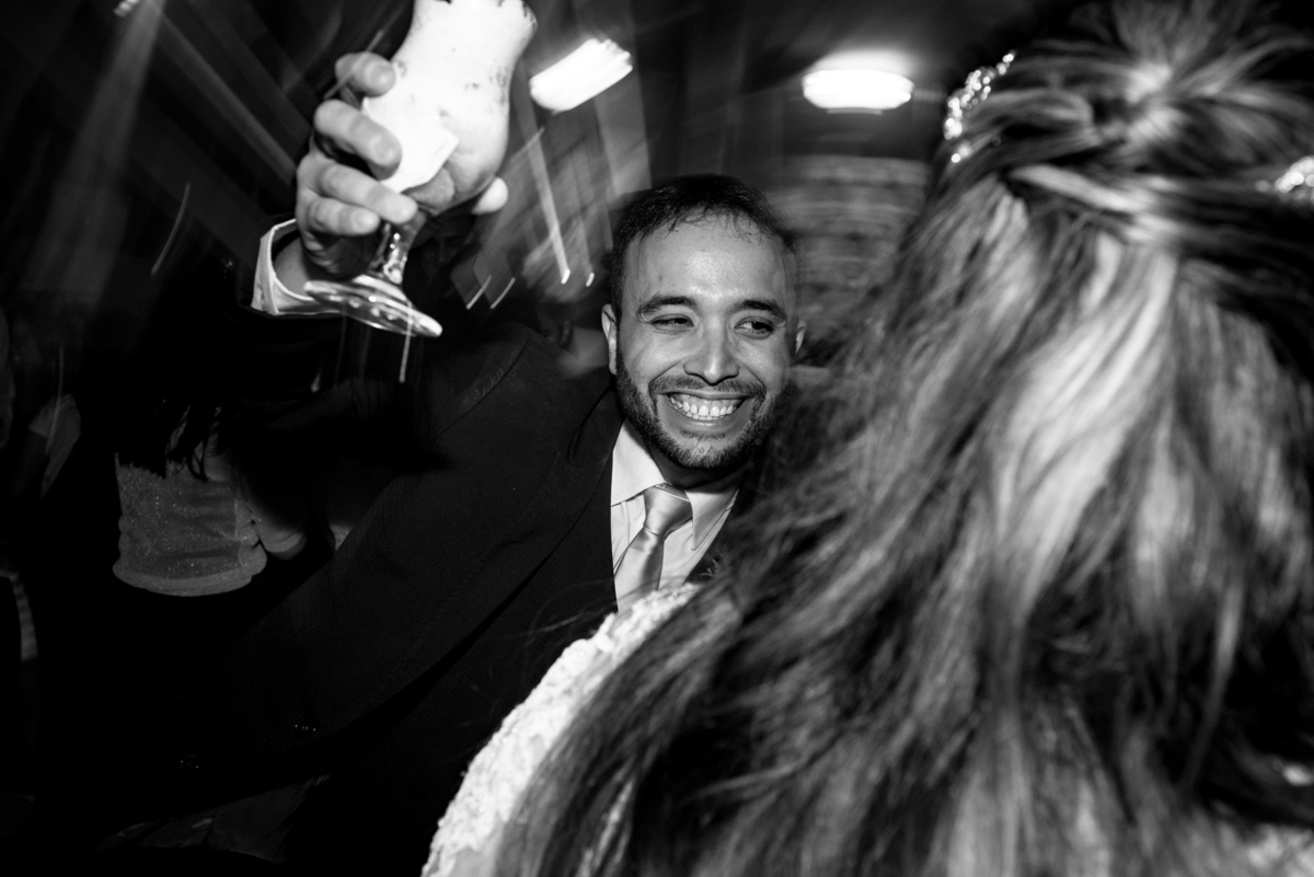 Nossa Casa Estúdio - Fotografia de casamento em Niterói rj rio de janeiro noiva noivo vestido da noiva terno do noivo 