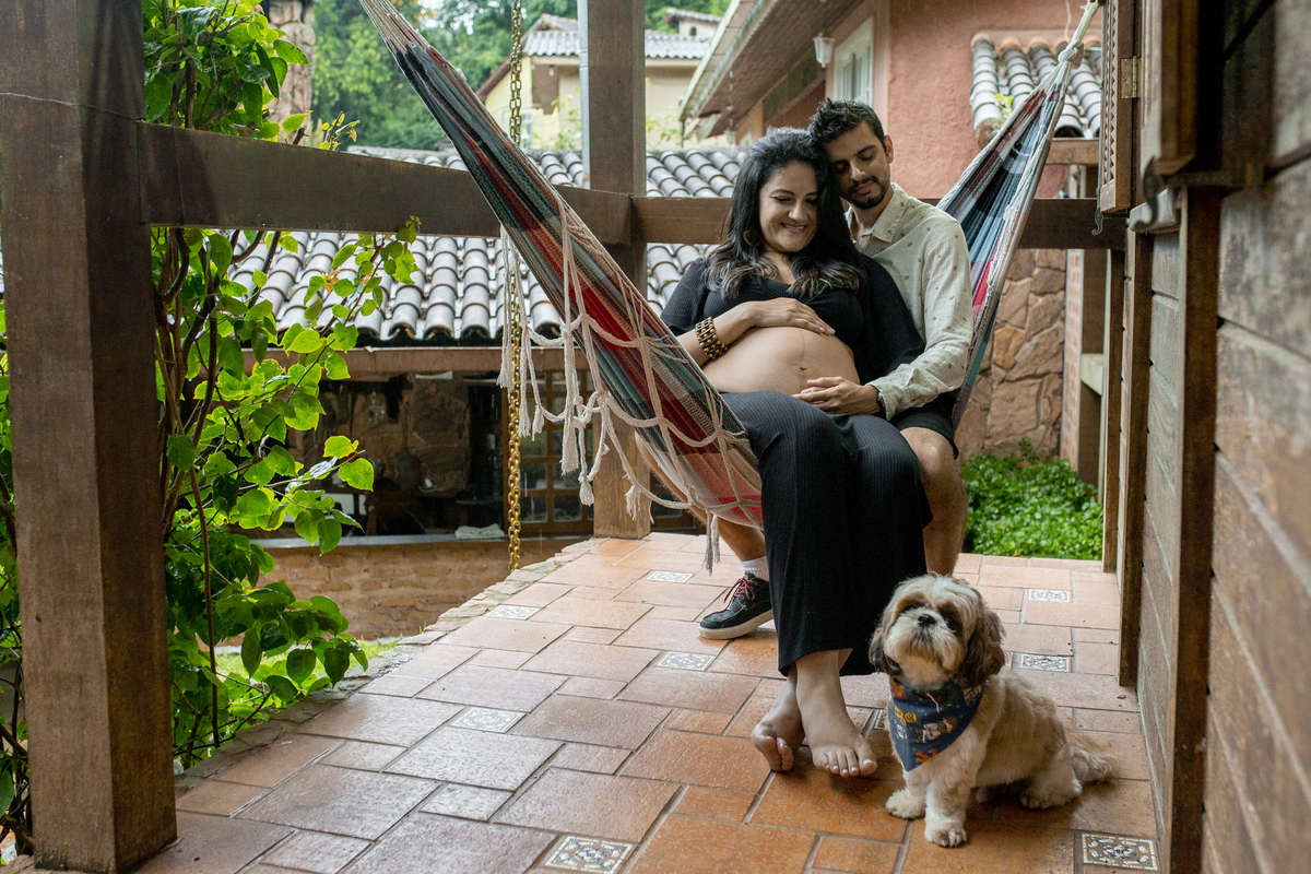 Ensaio Gestante em Teresópolis pousada linda e aconchegante com lareira fotografia nossa casa estúdio rio de janeiro roupas para grávidas mamãe bebê gravidinha cachorro 