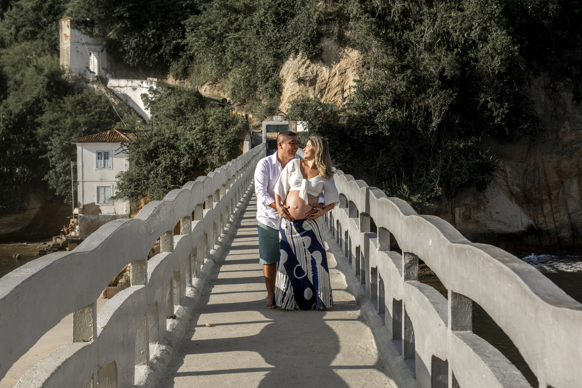 nossa casa estúdio fotógrafo de gestante em niterói e rio de janeiro ensaio externo praia mamães mães 2020 2021 fotografia para gestantes baby bebês zona sul ensaio nascer do sol lugar paradisíaco inspiração fotografia icaraí praia boa viagem