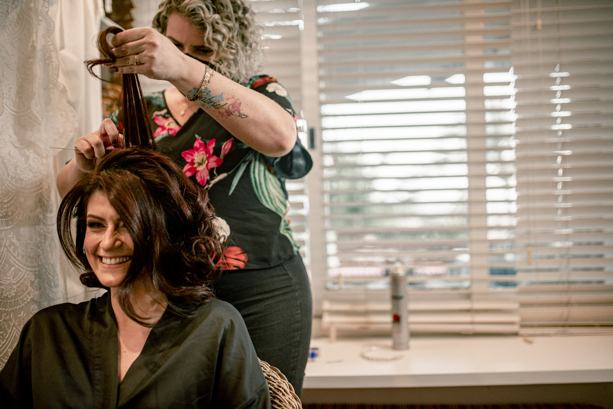 Nossa Casa Estúdio fotografia de casamento em Niterói Icaraí Rio de Janeiro Flamengo Catete Glória Praia Campo Making of Noiva maquiagem pousada para casar na pandemia casamento pequeno destination wedding em Fernando de Noronha