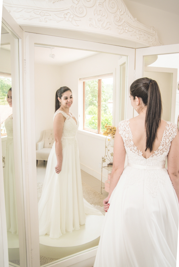 Prova do Vestido de noiva, Atelier de alta costura Stephanie Cachapuz Couture Niterói, Rio de Janeiro, RJ. Vestido Branco Dia da noiva