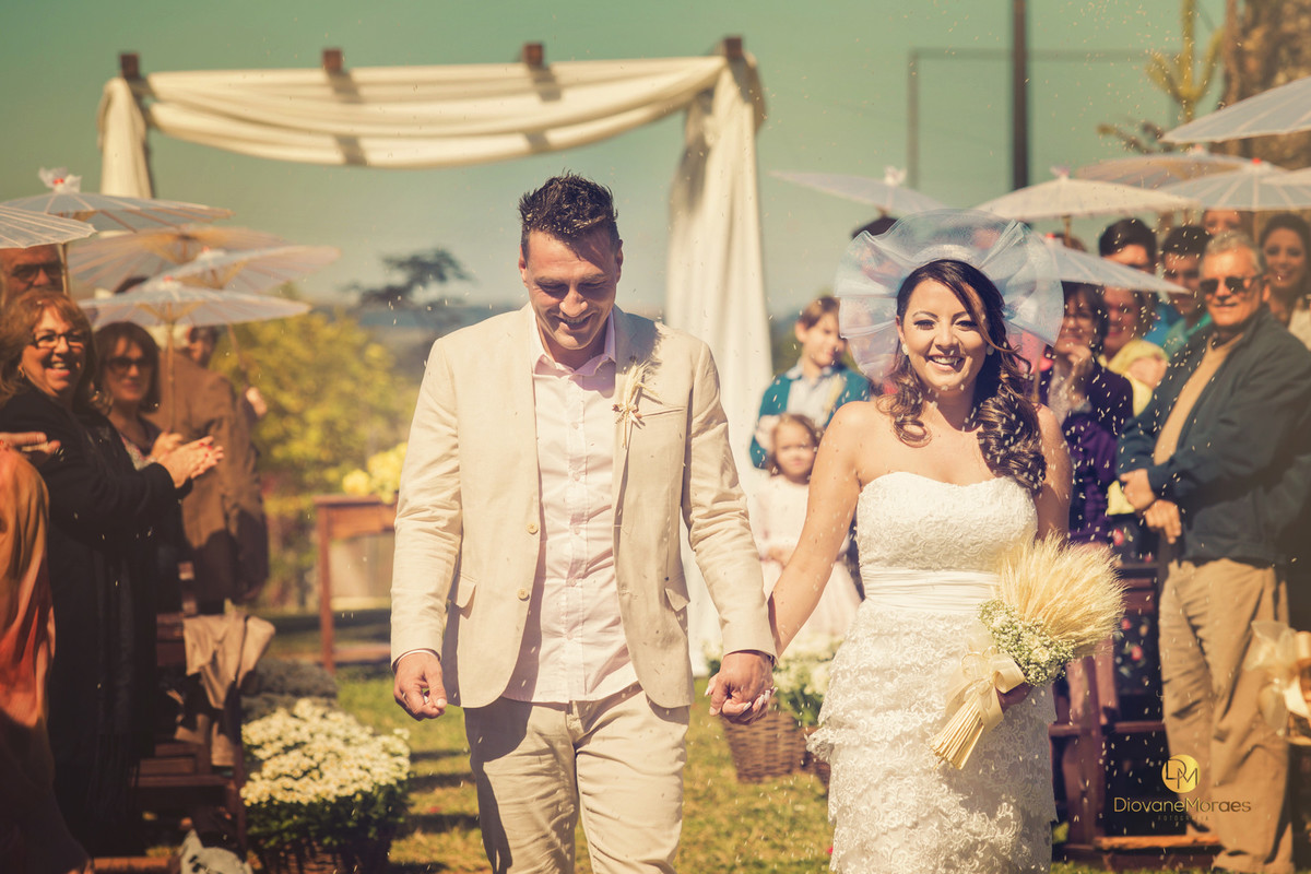 Lindo Casamento na fazenda muito luxo e luz natural 
fotografia Diovane Moraes 