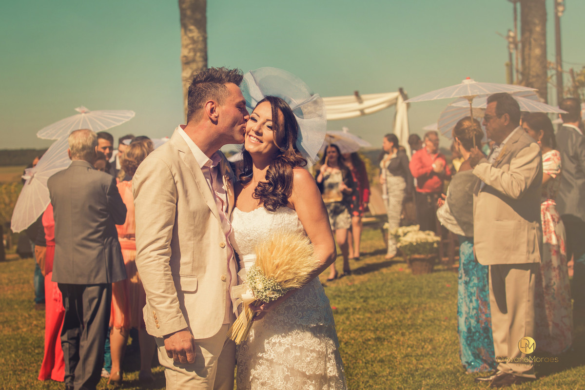 Lindo Casamento na fazenda muito luxo e luz natural 
fotografia Diovane Moraes 