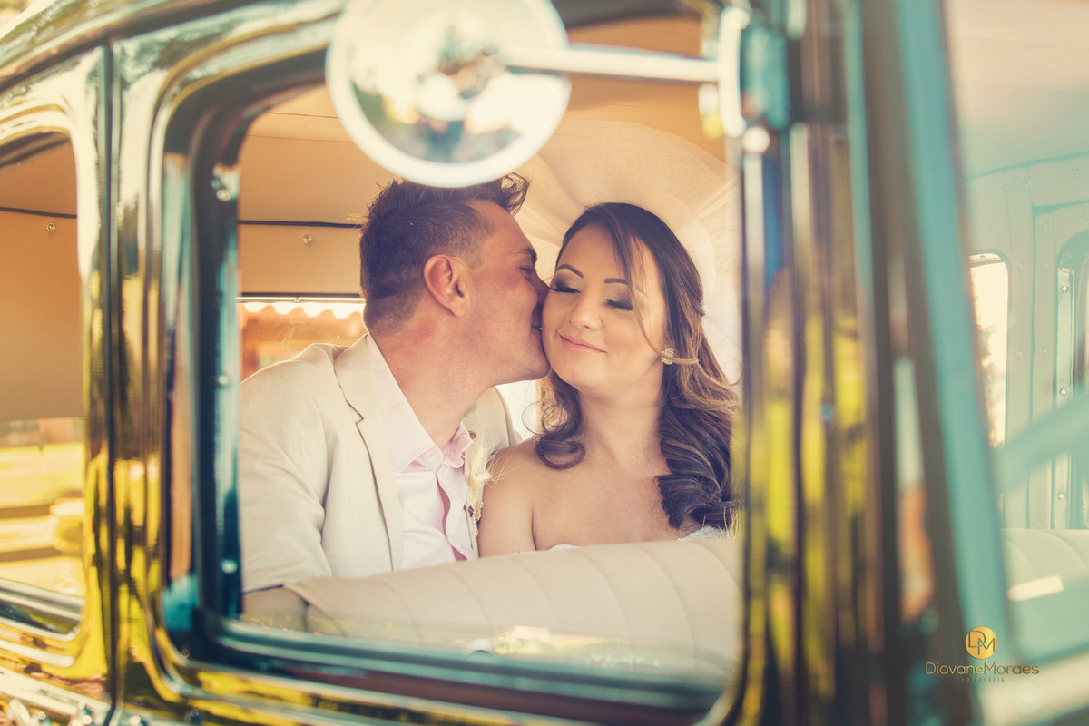 Lindo Casamento na fazenda muito luxo e luz natural 
fotografia Diovane Moraes 