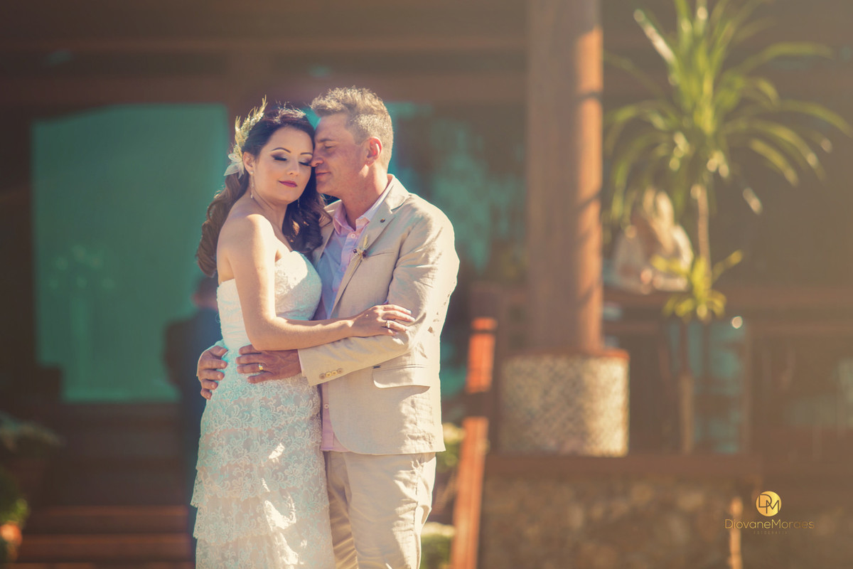 Lindo Casamento na fazenda muito luxo e luz natural 
fotografia Diovane Moraes 