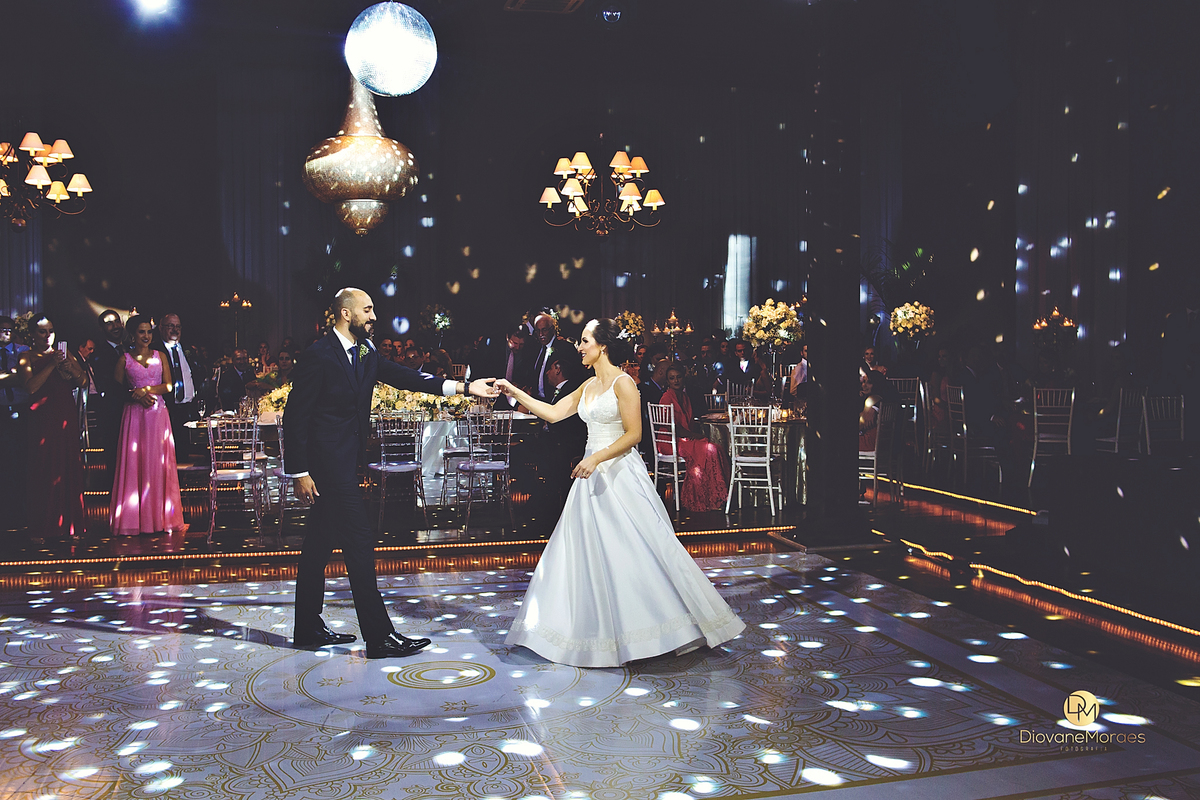 Valsa dos Noivos no Clube Comercial em Passo Fundo RS 
Fotografia Diovane Moraes