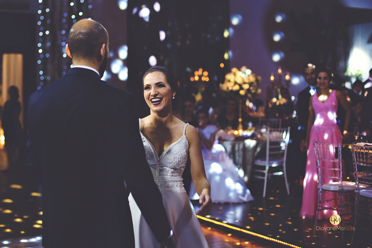 Valsa dos Noivos no Clube Comercial em Passo Fundo RS 
Fotografia Diovane Moraes