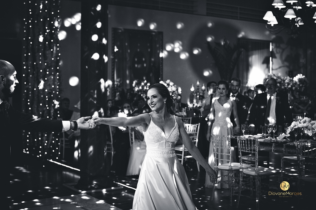 Valsa dos Noivos no Clube Comercial em Passo Fundo RS 
Fotografia Diovane Moraes