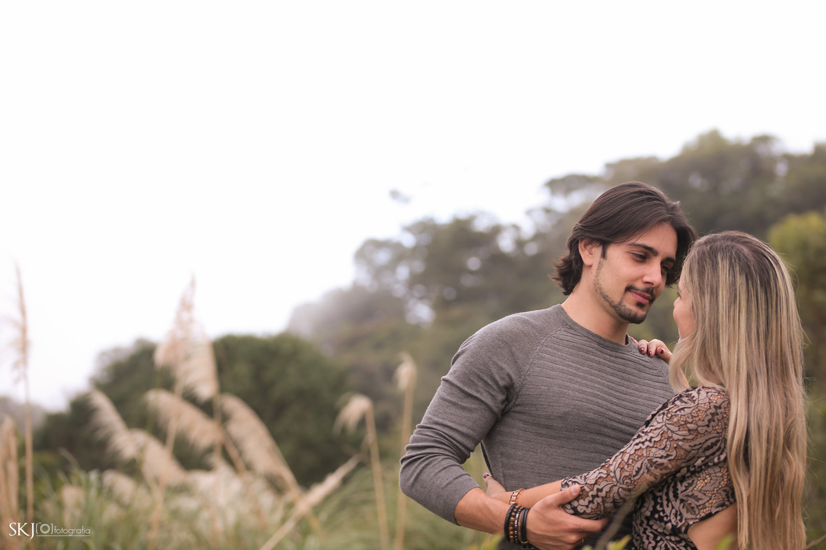 Ensaio Pre Wedding em Campos do Jordão, Ensaio pre casamento, Fotografo de Casamento na mooca, SKJ Fotografia, Casamento em São Paulo, ensaio de casal em campos do jordão, ensaio de casal no campo