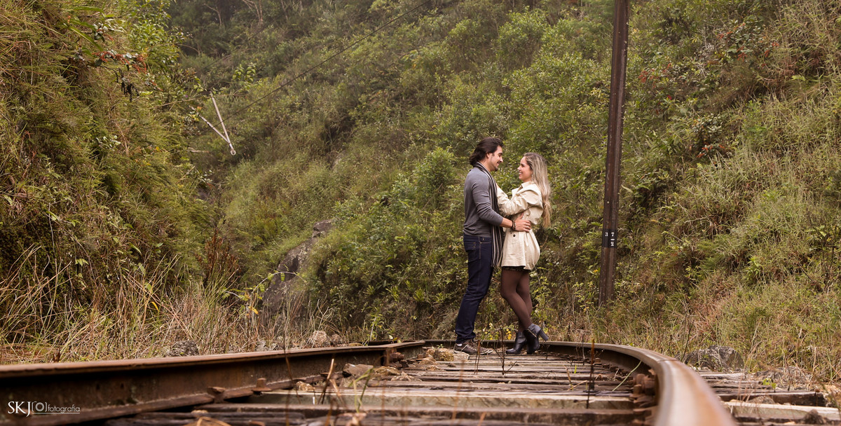 Ensaio Pre Wedding em Campos do Jordão, Ensaio pre casamento, Fotografo de Casamento na mooca, SKJ Fotografia, Casamento em São Paulo, ensaio de casal em campos do jordão, ensaio de casal no campo
