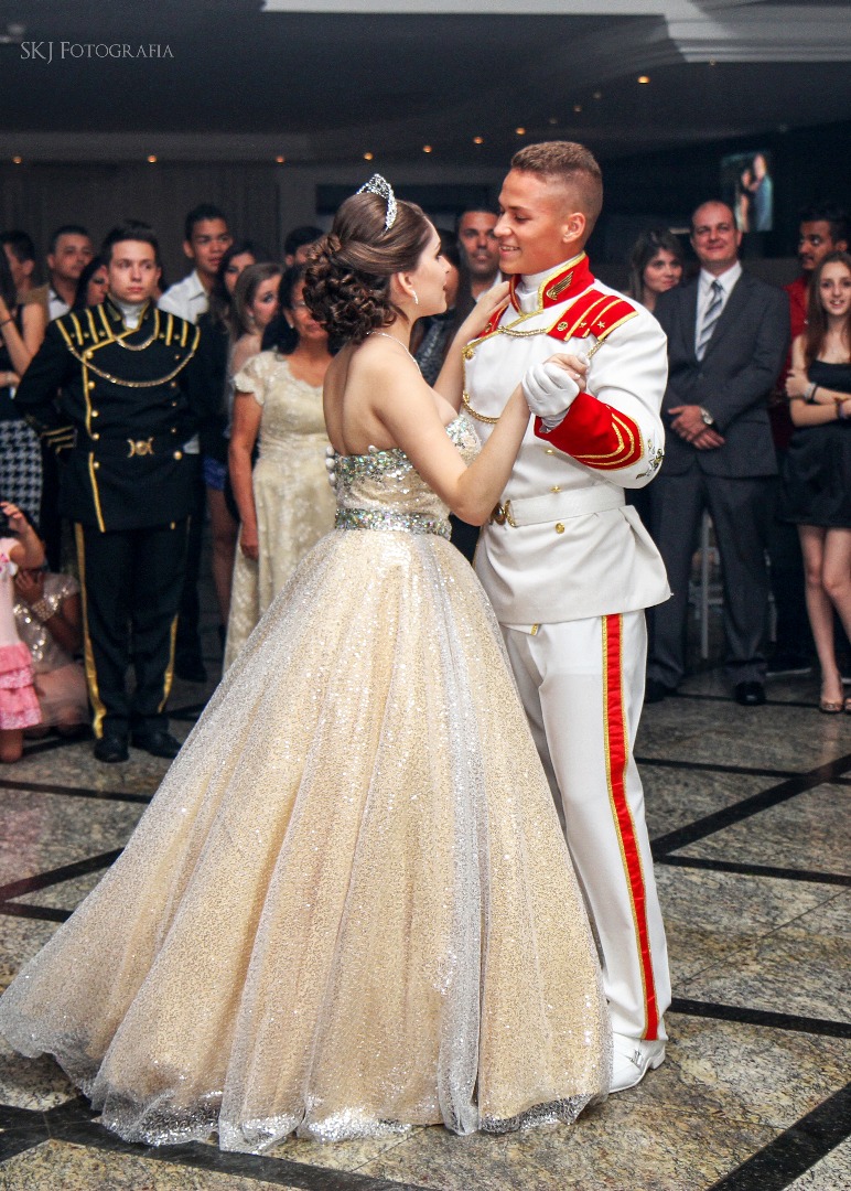 debutante, festa de debutante, 15 anos, skj fotografia, meus 15 anos, festa de debutante dos sonhos, making of de debutante, vestido de debutante, buffet partenon garden tatuape, fotografia de debutante em sao paulo, fotografia de debutante no tatuape, fo