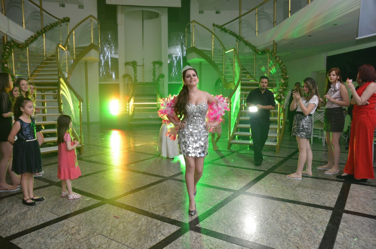 debutante, festa de debutante, 15 anos, skj fotografia, meus 15 anos, festa de debutante dos sonhos, making of de debutante, vestido de debutante, buffet partenon garden tatuape, fotografia de debutante em sao paulo, fotografia de debutante no tatuape, fo