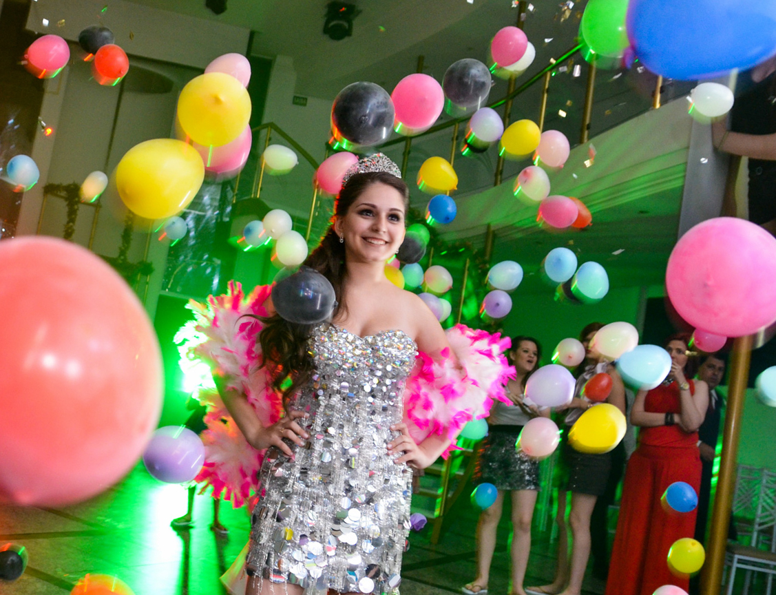 debutante, festa de debutante, 15 anos, skj fotografia, meus 15 anos, festa de debutante dos sonhos, making of de debutante, vestido de debutante, buffet partenon garden tatuape, fotografia de debutante em sao paulo, fotografia de debutante no tatuape, fo