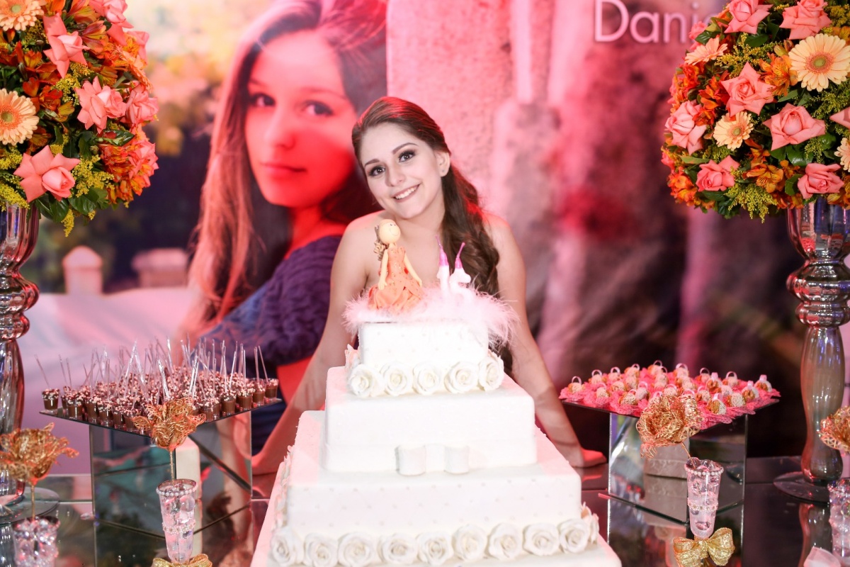 debutante, festa de debutante, 15 anos, skj fotografia, meus 15 anos, festa de debutante dos sonhos, making of de debutante, vestido de debutante, buffet partenon garden tatuape, fotografia de debutante em sao paulo, fotografia de debutante no tatuape, fo