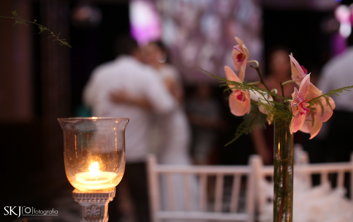 album de casamento, fotografia de noiva, fotografia de casamento, fotografo de casamento, fotos de casamento na paróquia nossa senhora da consolação em são paulo, fotografia urbana, fotografia de noivos, fotos no clube atl&eacu