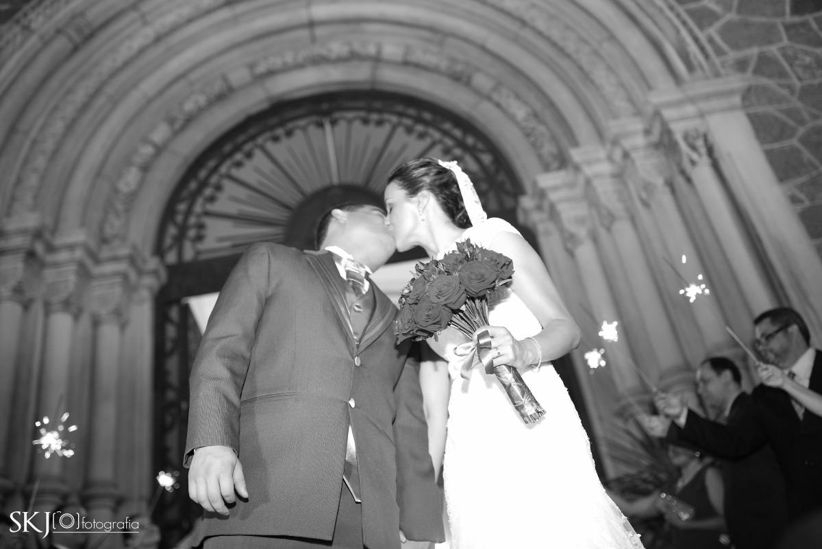 album de casamento, fotografia de noiva, fotografia de casamento, fotografo de casamento, fotos de casamento na paróquia nossa senhora da consolação em são paulo