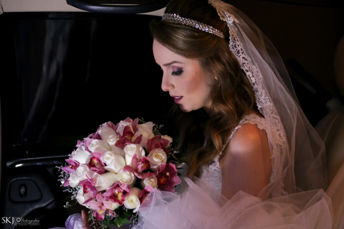 SKJ Fotografia - Fotos da Noiva no Carro