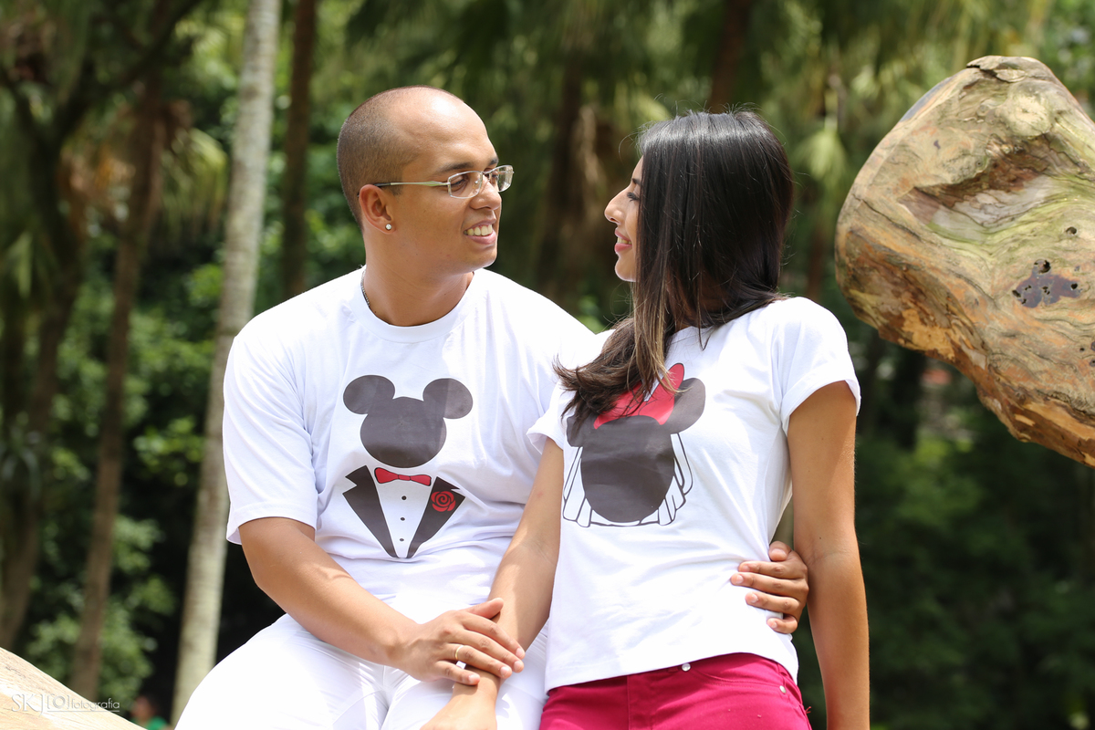 Ensaio fotografico de casamento no Parque Burle Marx em São Paulo, ensaio de casal, ensaio pre casamento em são paulo, ensaio pre wedding, fotografia de casal no parque