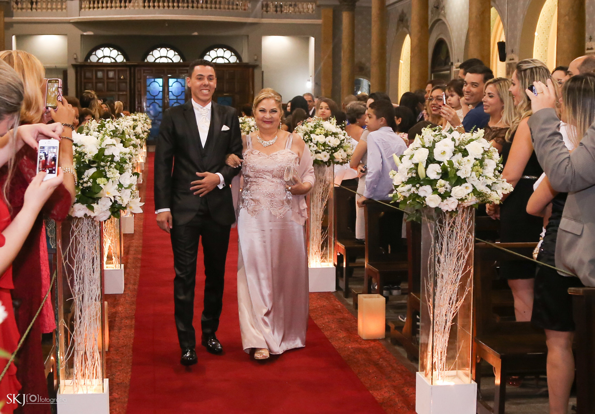 Fotografia de casamento na paróquia nossa senhora de lourdes na agua rasa
