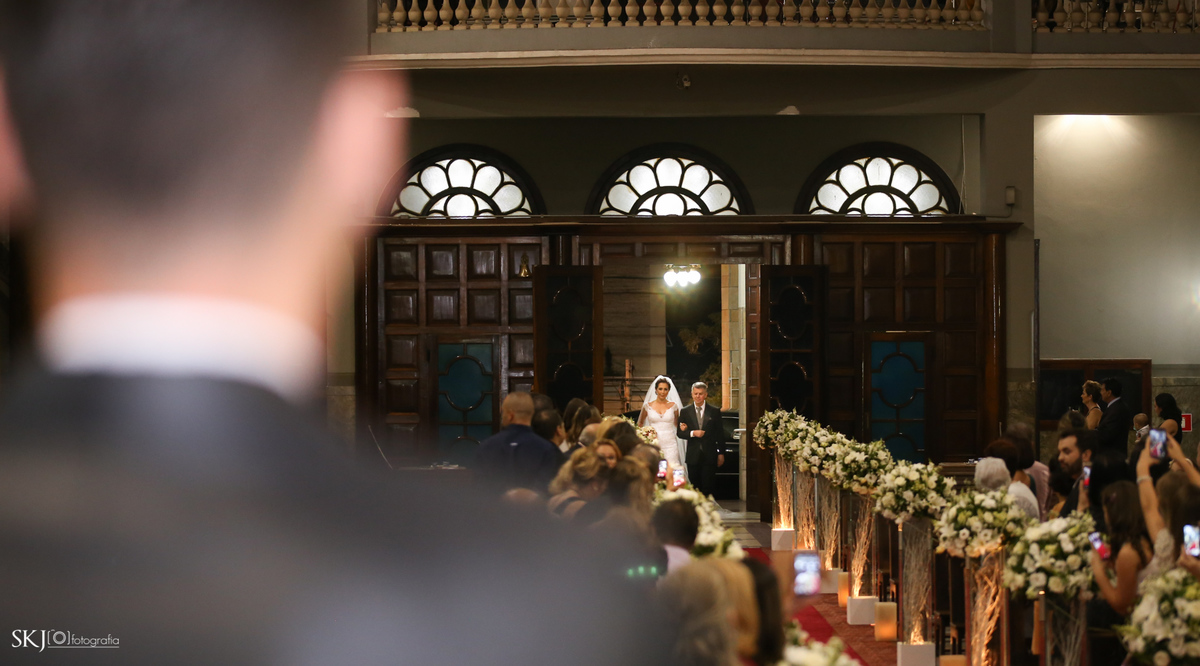 Fotografia de casamento na paróquia nossa senhora de lourdes na agua rasa