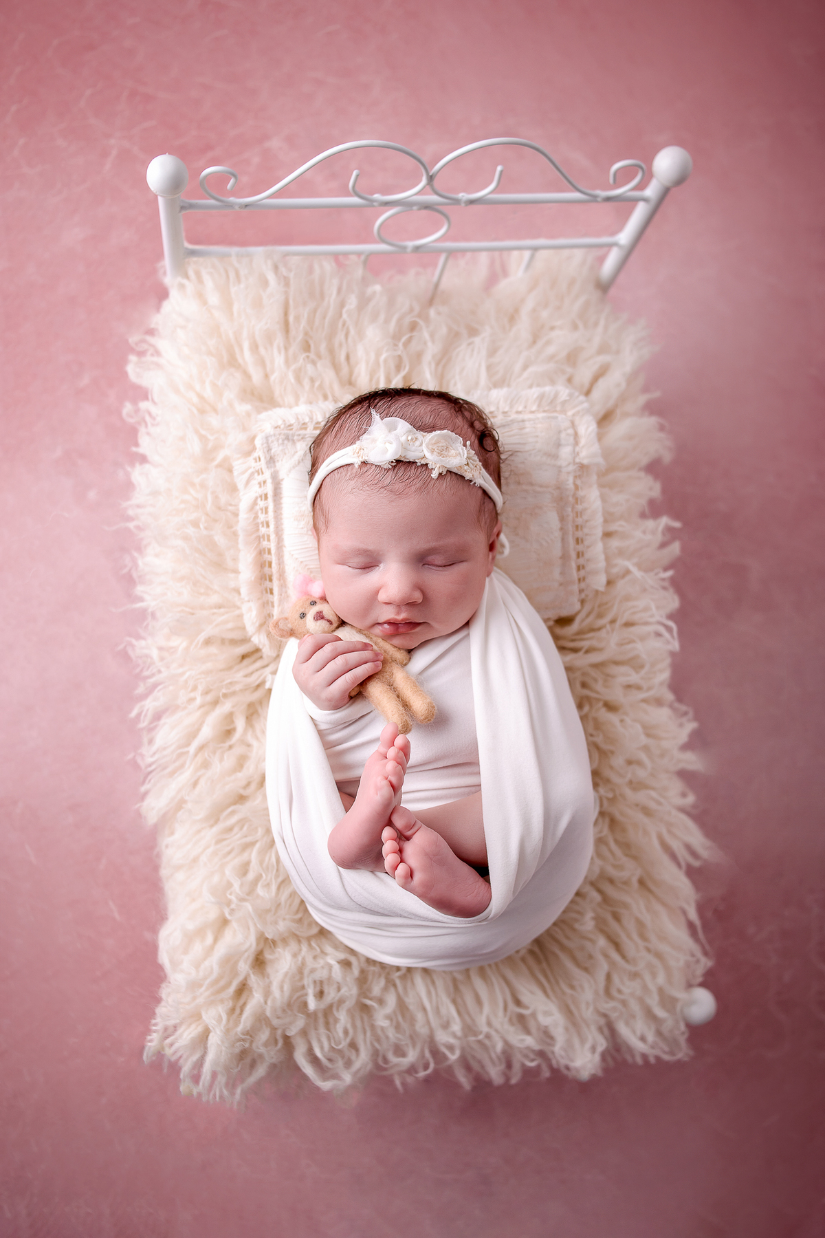 ensaio-newbon-menina-recém-nascido-em-casa-sp