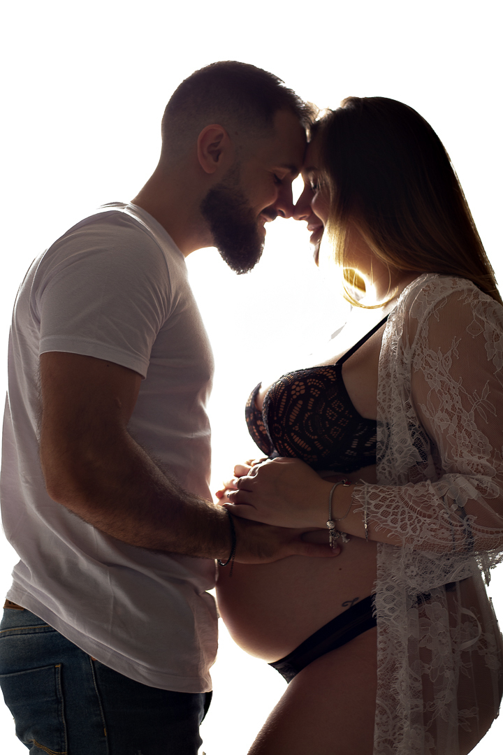 fotografa-ensaio-gestante-em-casa-fotos-gravida-sp