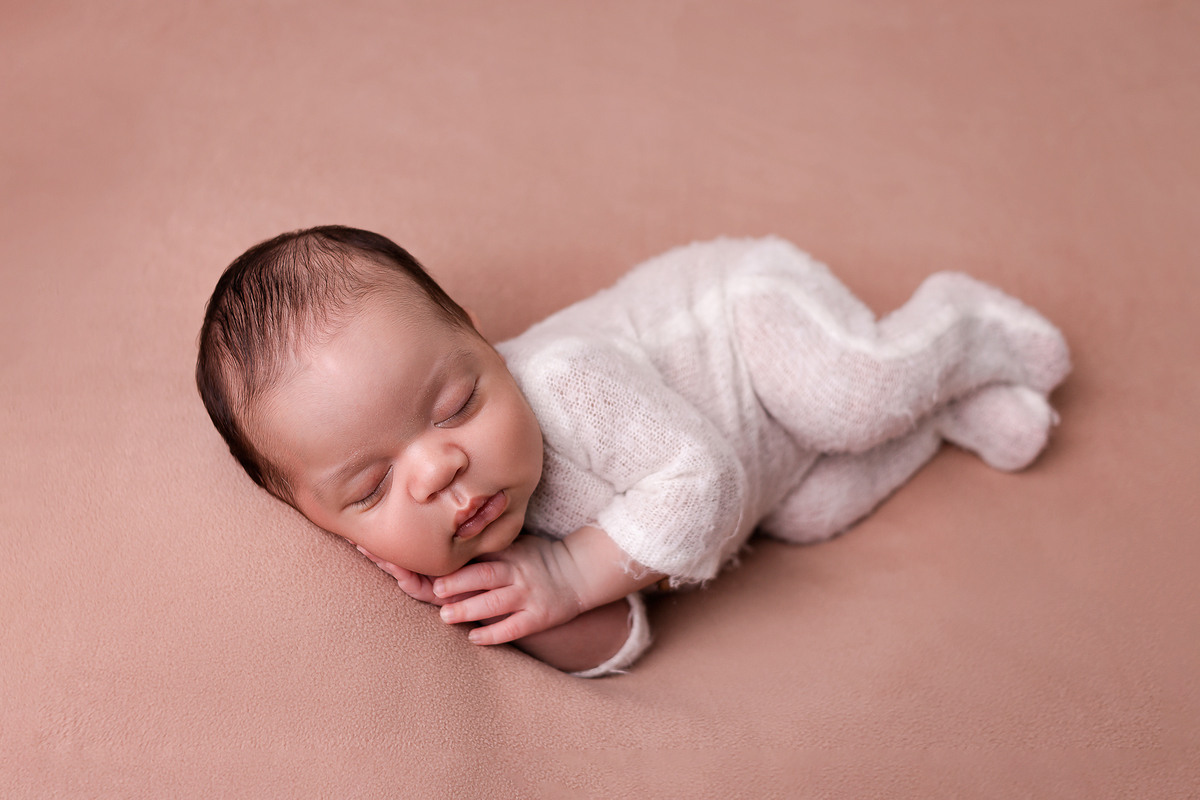 ENSAIO-NEWBORN-RECEMNASCIDO-FOTOS-EMCASA-SAOPAULO