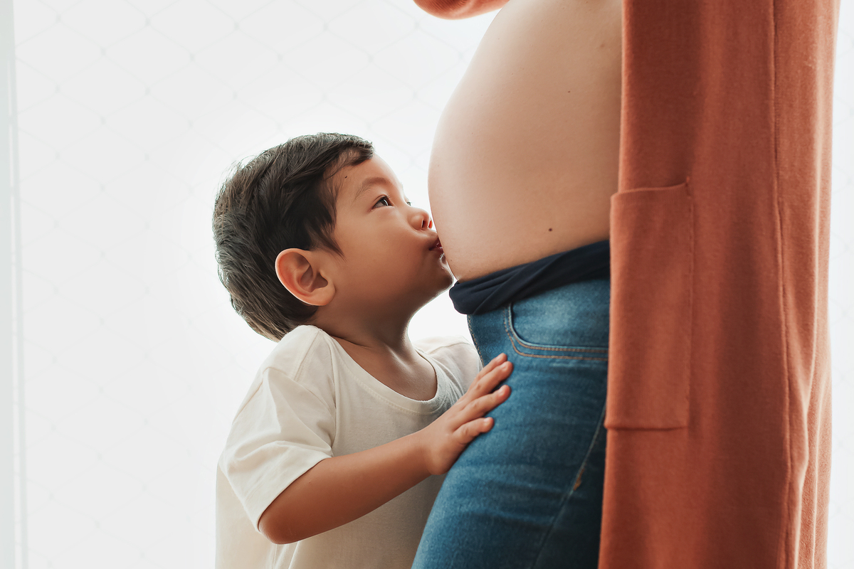 ensaio-gestante-book-gravida-em-casa-vila-olimpia-são-paulo-fotos-grávida-em-casa