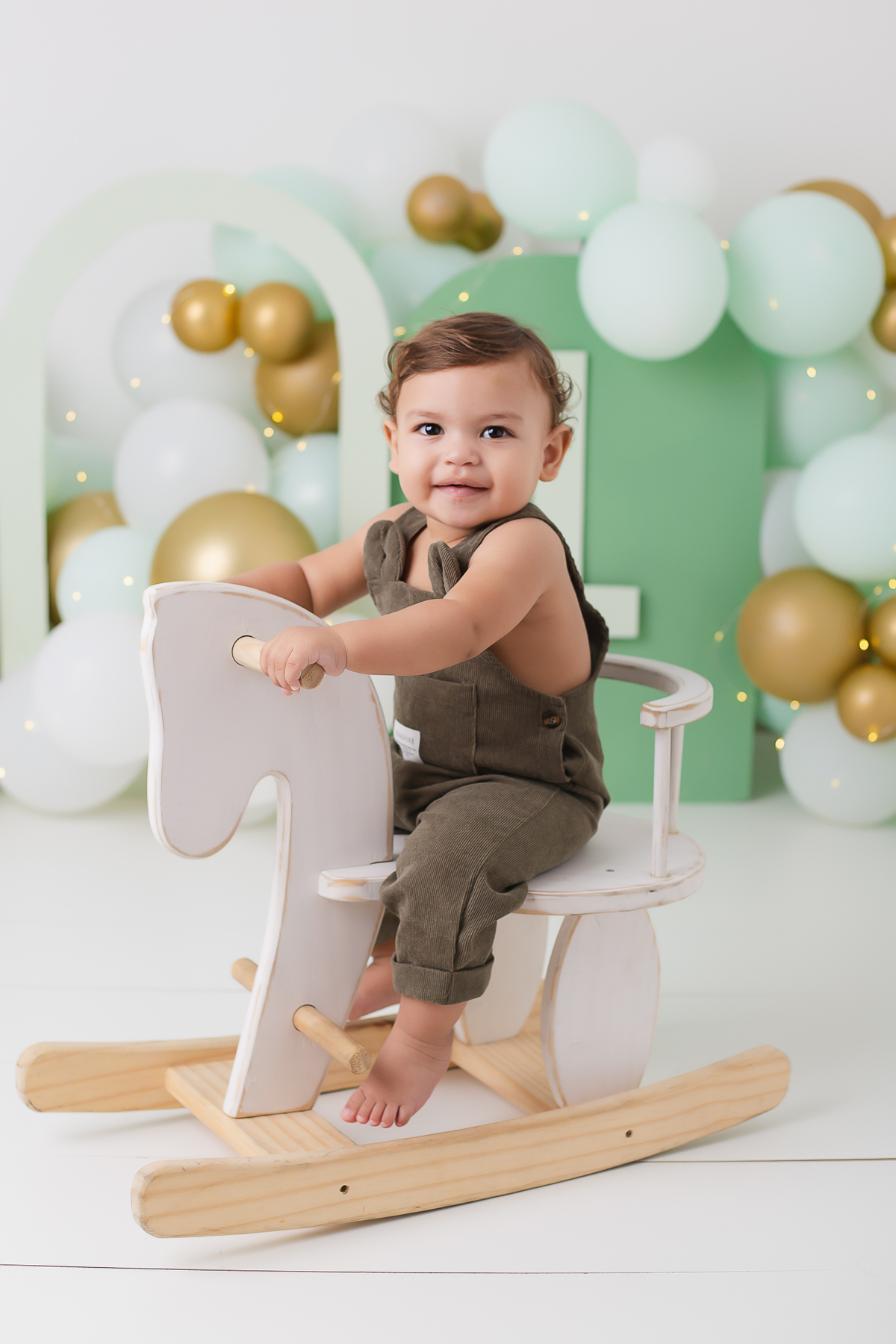 ensaio-um-ano-menino-smash-the-cake-estúdio-itaquera-são-paulo-sp