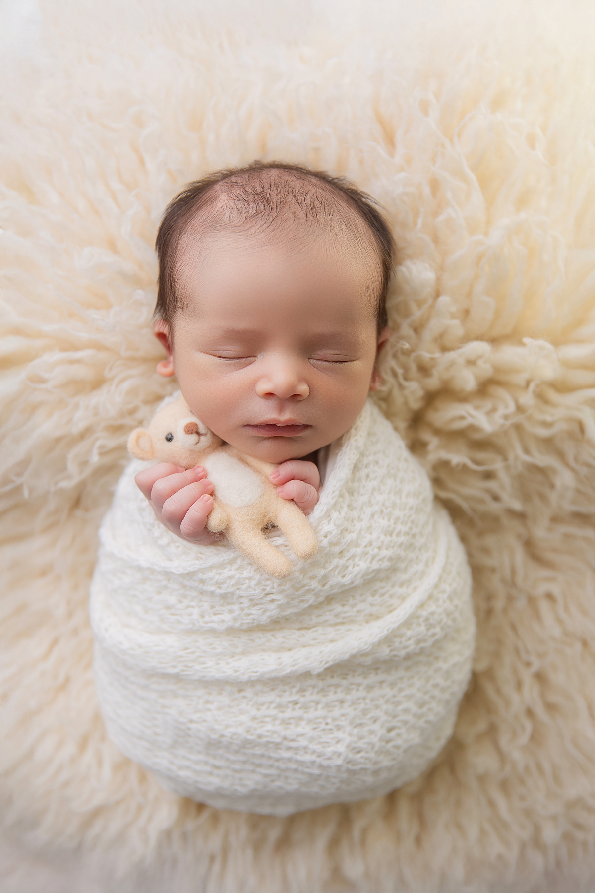 ensaio-newborn-em-casa-menino-fotos-recém-nascido-domicilio-book-newborn-estúdio-sp