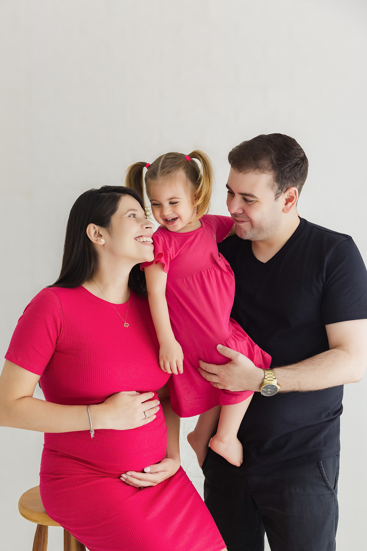 Ensaio gestante estúdio clean