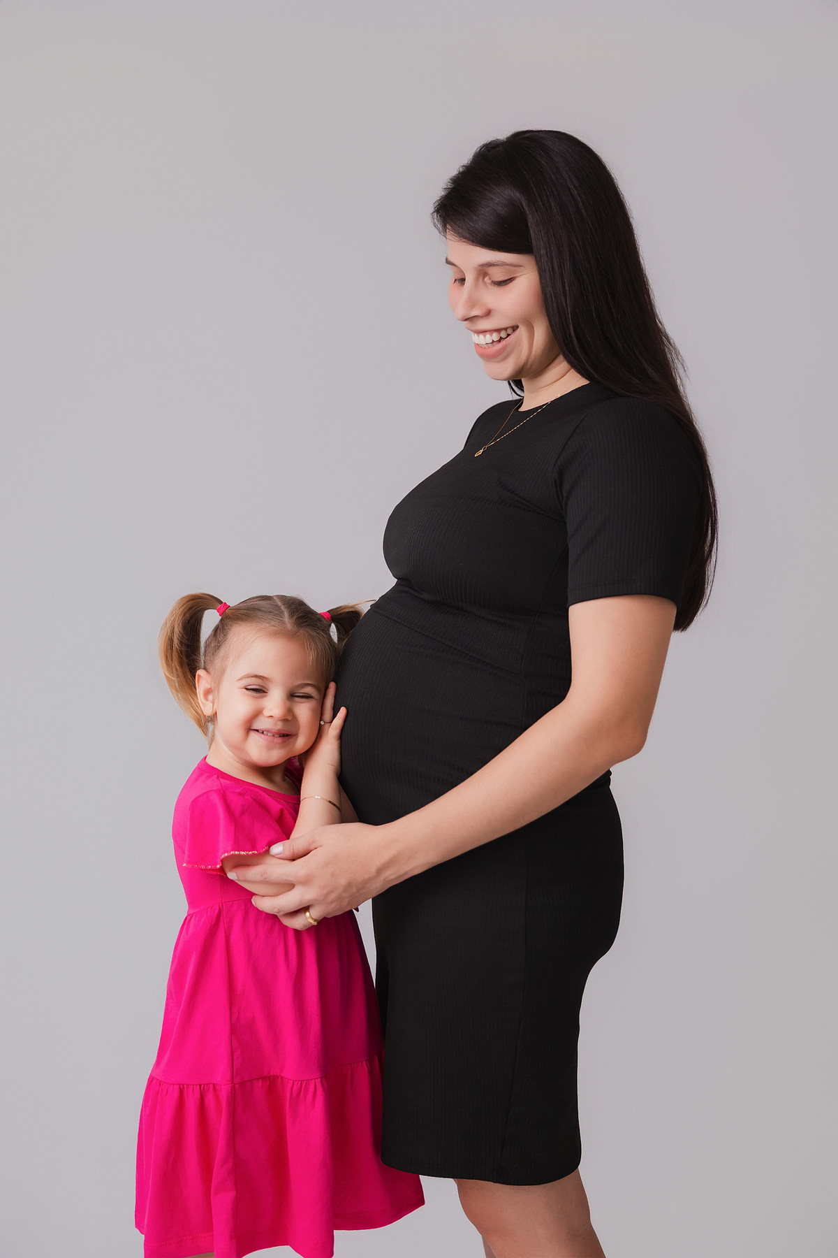 Ensaio gestante estúdio clean