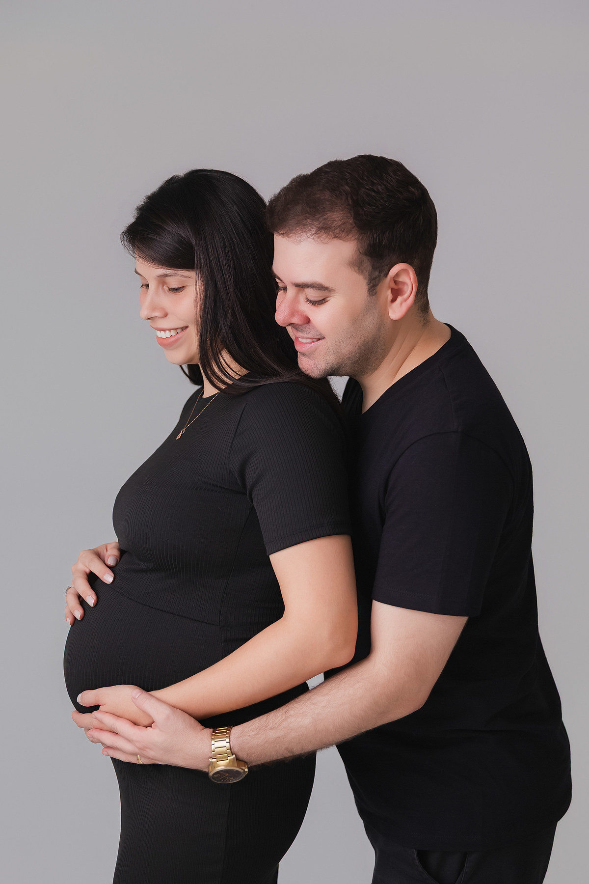 Ensaio gestante estúdio clean