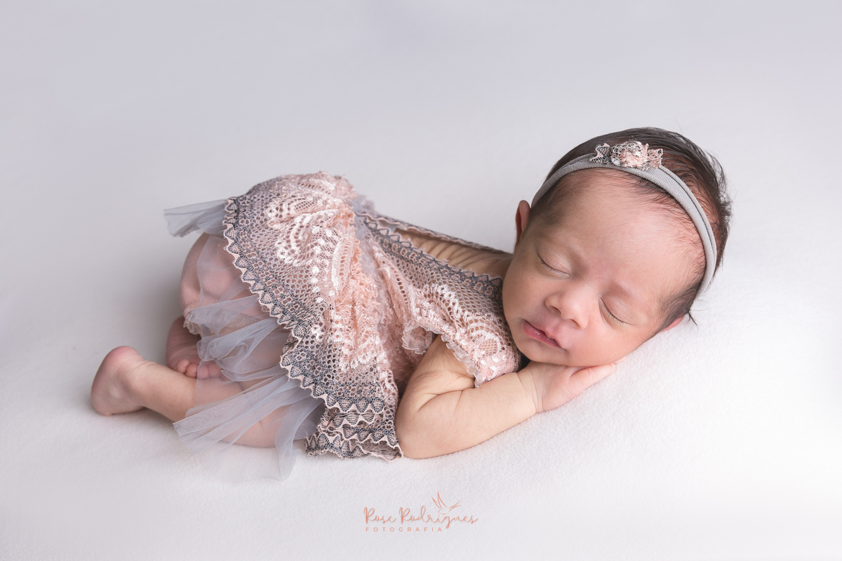 ensaio-newborn-book-recém-nascido-sp-em-casa-newborn-menina-zona-leste