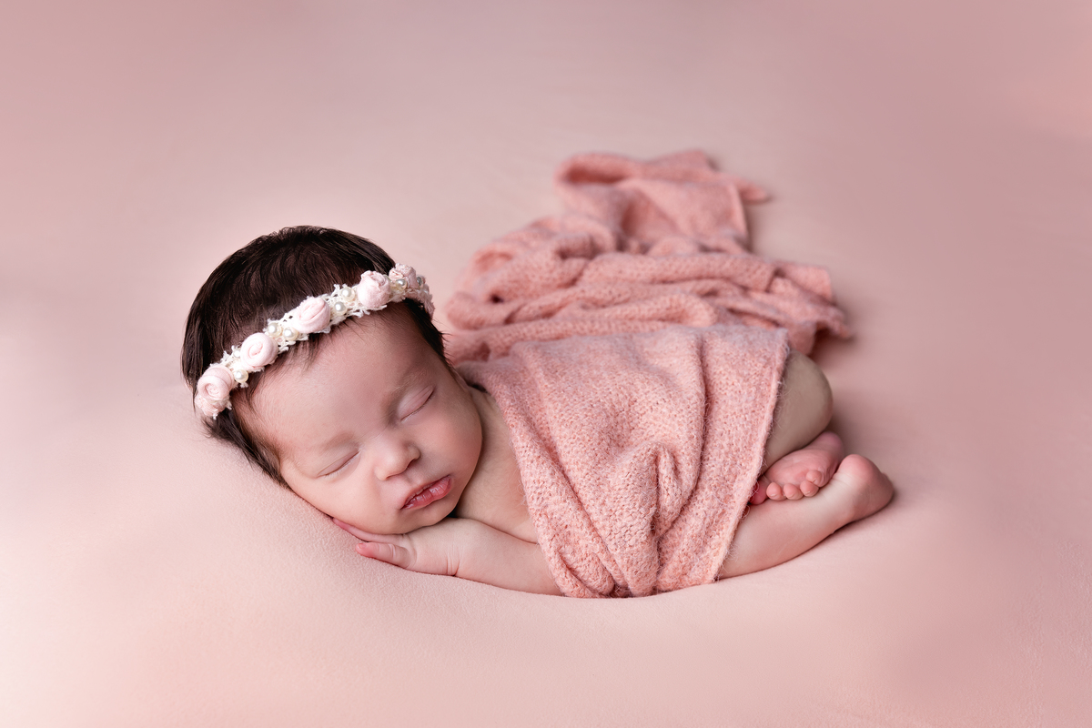 ensaio-newborn-zona-sul-mae-de-menina-book-recem-nascido-sp-newborn-em-casa