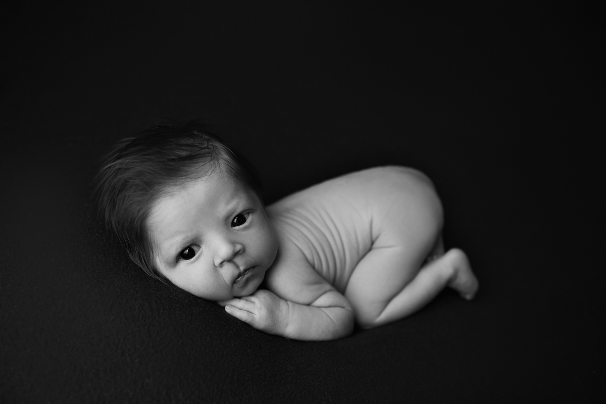 ensaio-newborn-classico-preto-e-branco-book-recém-nascido-sp-vila-matilde-zona-leste