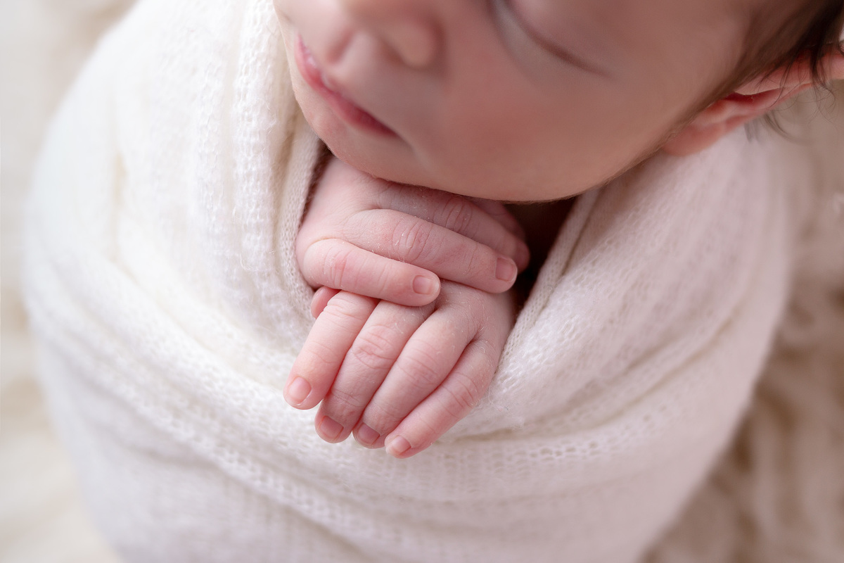 ensaio-newborn-sp-zona-leste-em-casa-book-recém-nascido-menina