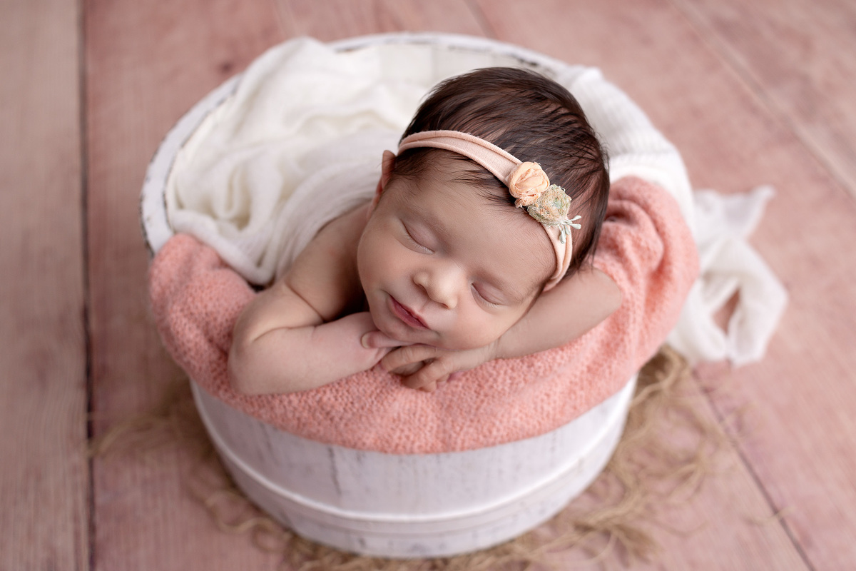 ensaio-newborn-sp-zona-leste-em-casa-book-recém-nascido-menina