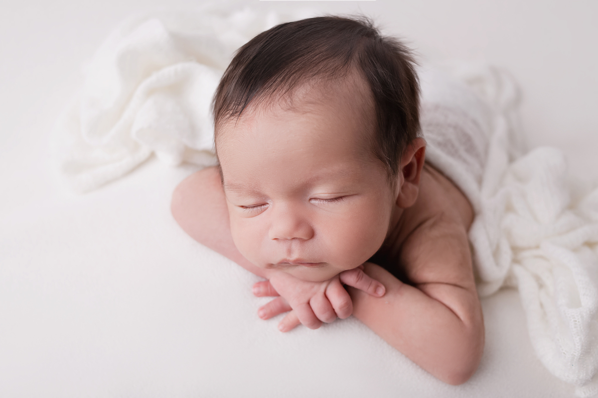 ensaio-newborn-menino-recem-nascido-em-casa-morumbi-sp