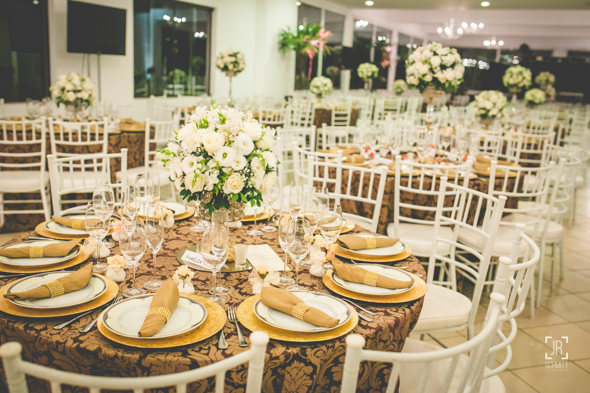 decoração de casamento - rosas brancas