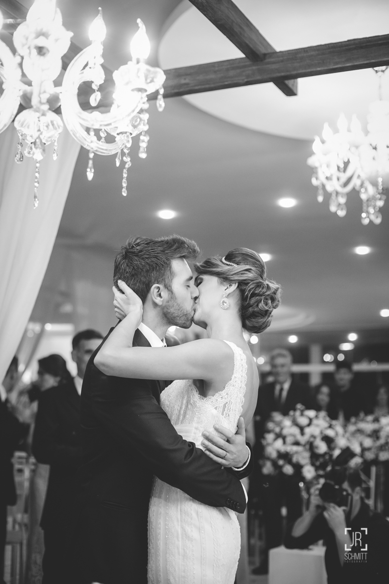 beijo no casamento