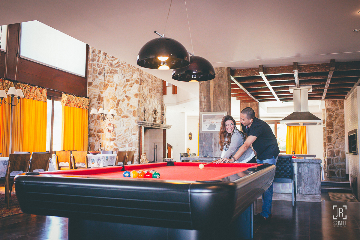 ensaio fotográfico com mesa de sinuca
