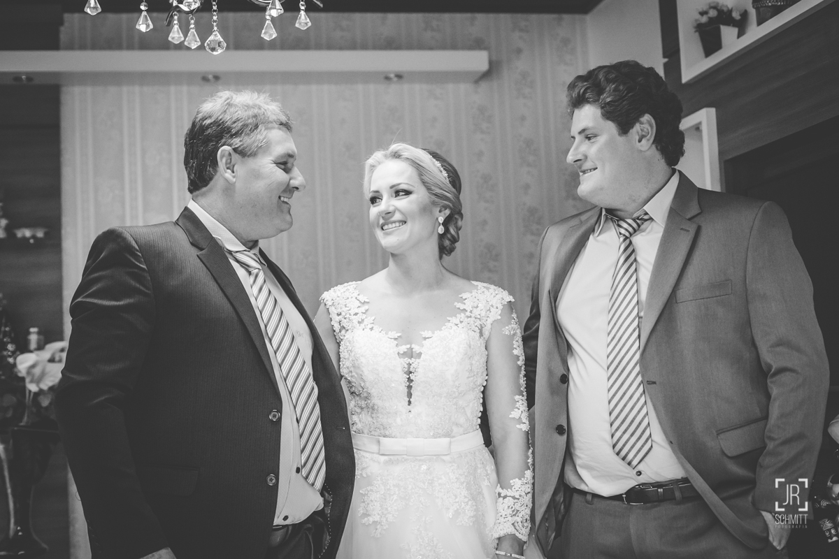 pai da noiva e irmão da noiva