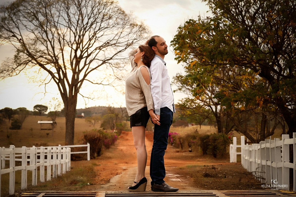 pre casamento em sete lagoas lais e leandro helenilton pinheiro fotografo de casamento